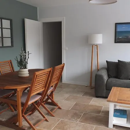 Appartements Valognes アパート